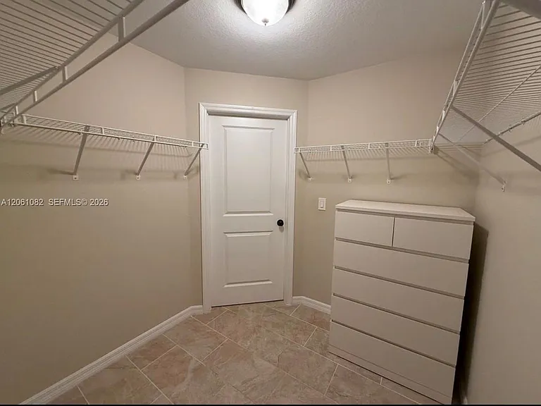 7033 Waldo Cir — Photo 16