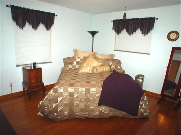 5th image of 15 Elannchester Dr