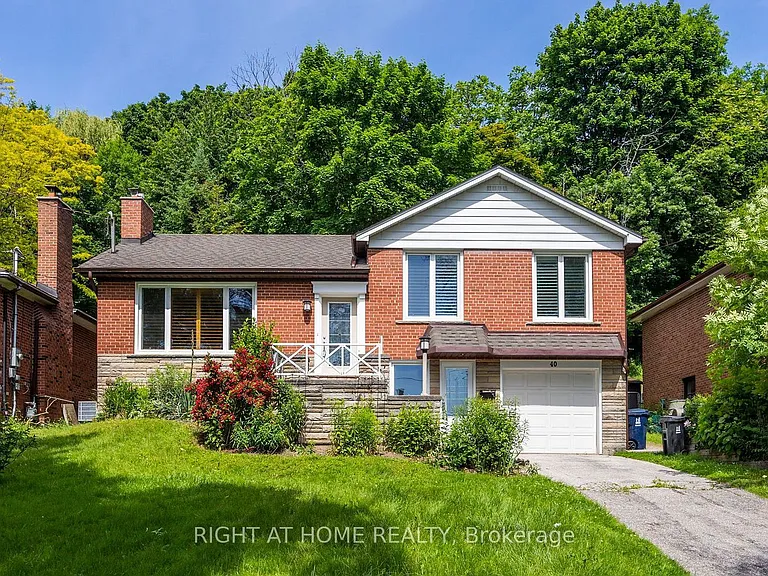 40 Catalina Dr — Photo 1