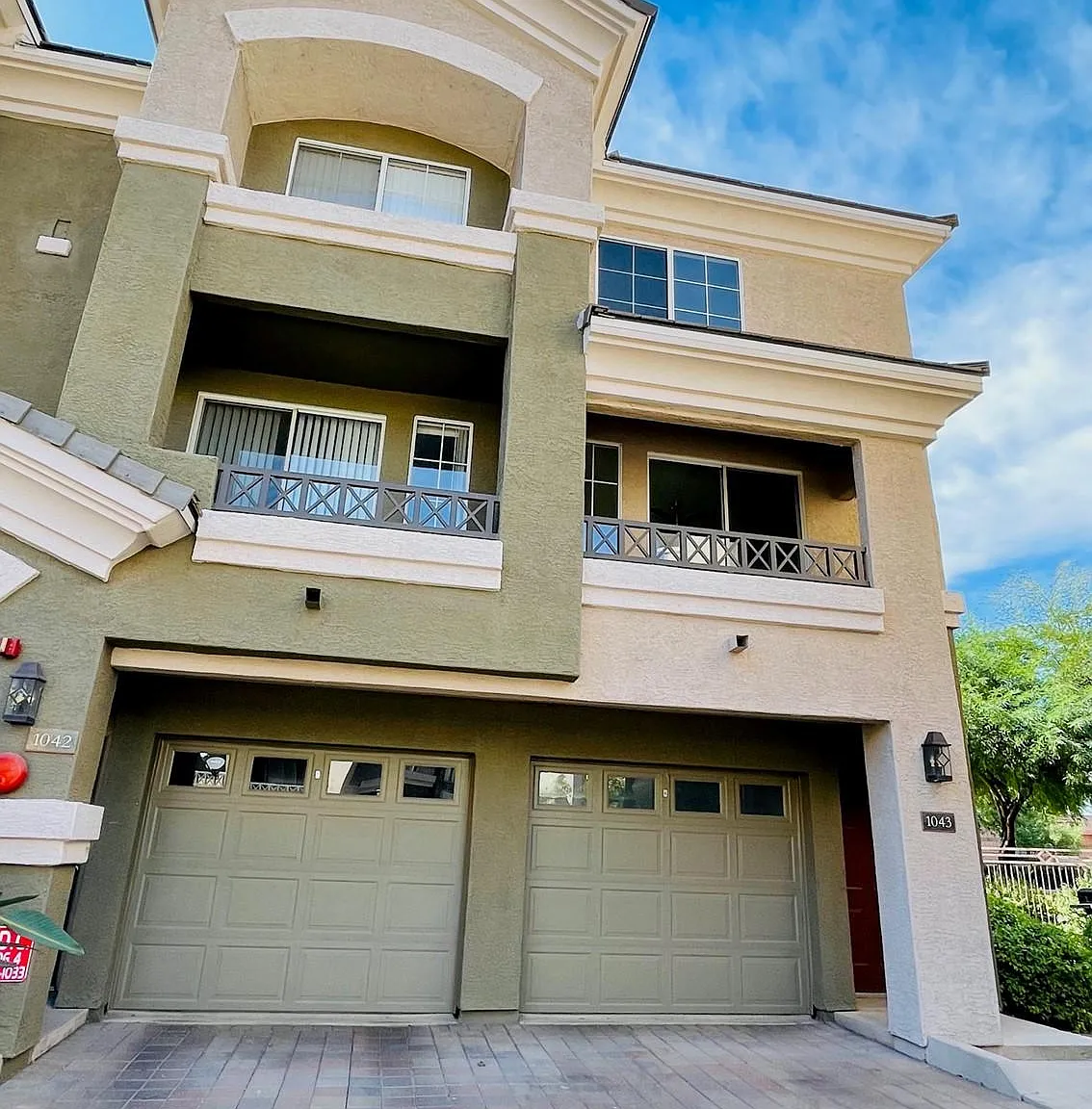 2 bed, 1234 sqft, $2,100 — Photo 3