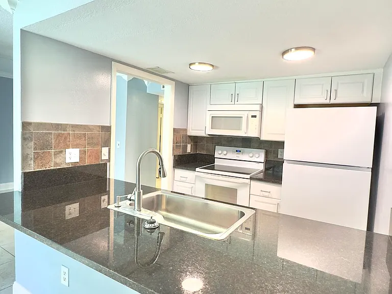 164 San Paulo Ct #5 — Photo 9