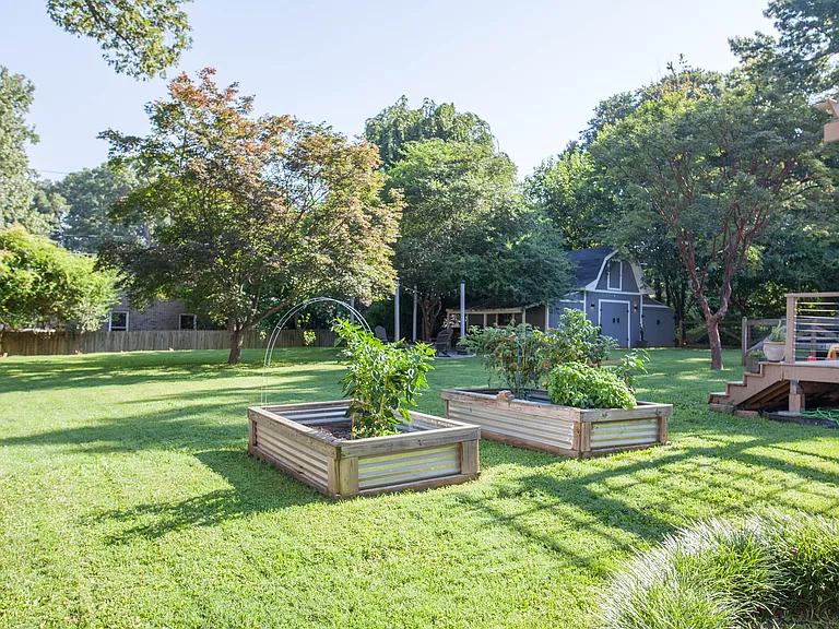 5614 Virgilwood Dr — Photo 34