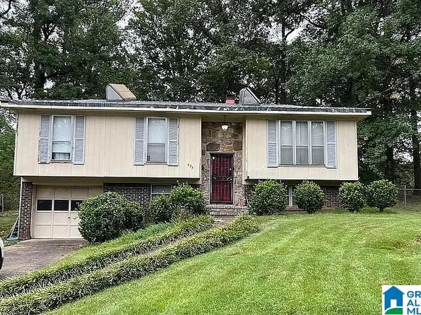 605 Westwood Ave, Adamsville, AL 35005