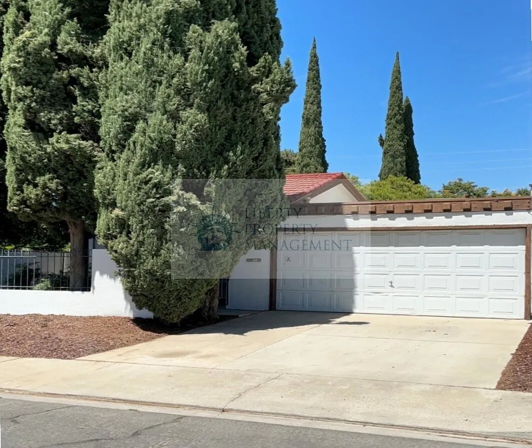 2 bed, 1221 sqft, $1,895 — Photo 1
