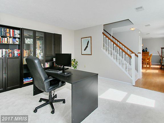 4th image of 15389 Autumn Ln
