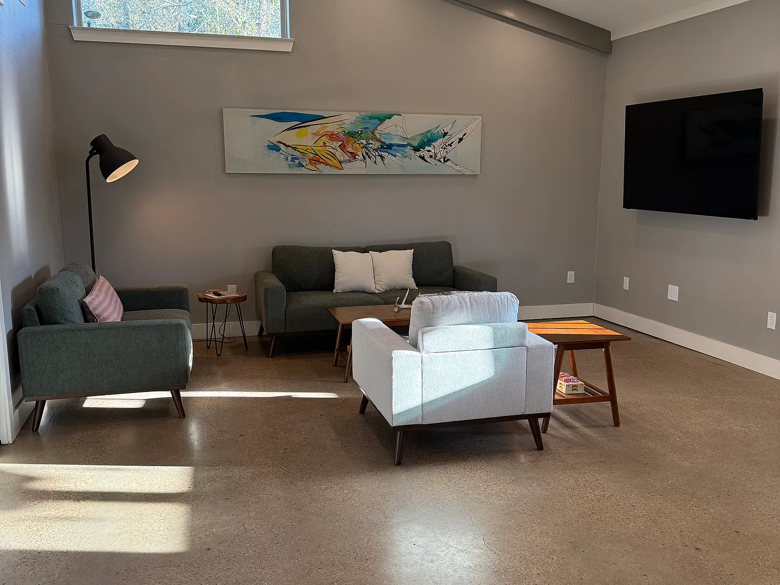 2 bed, 1200 sqft, $3,400 — Photo 2