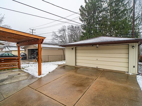 5th image of 34839 John Hauk St