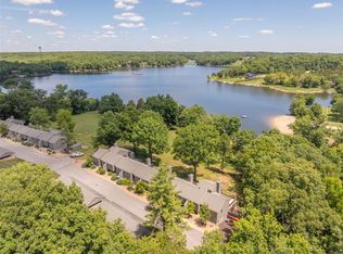 66 S Lionshead Dr, Innsbrook, MO 63390