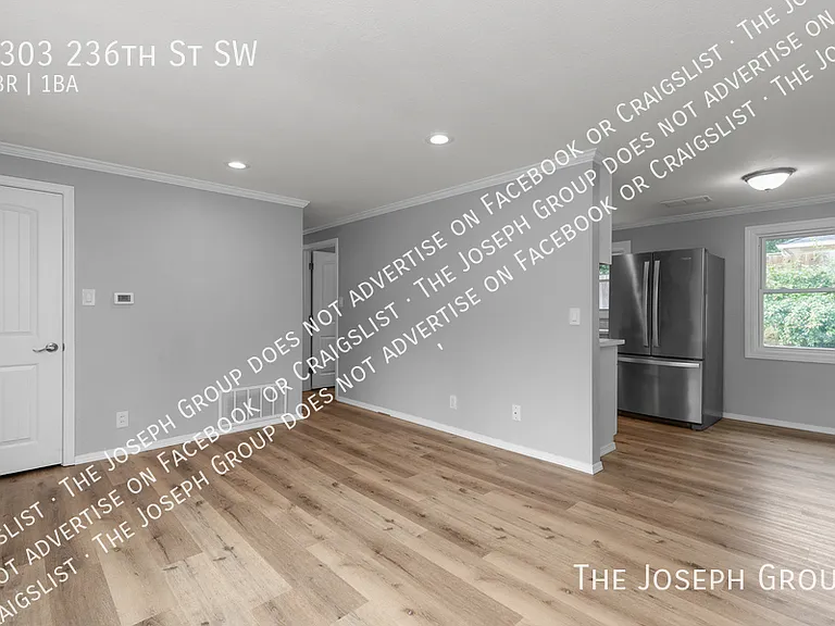 5303 236th St SW — Photo 5