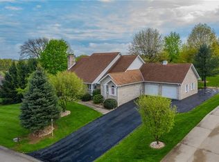 301 Churchill Dr, Greensburg, PA 15601