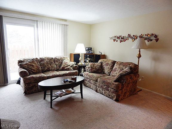 2nd image of 4757-4B Ledgewood Dr