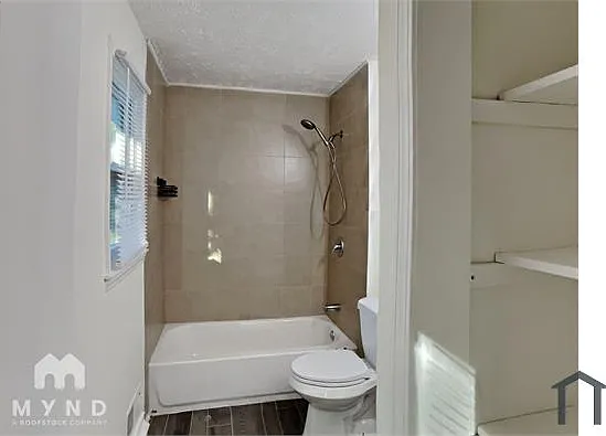 605 Cedar Ave NW #B — Photo 9