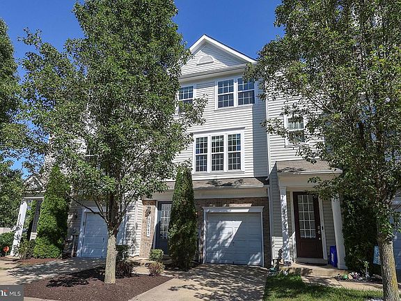 2nd image of 43547 Wild Iris St