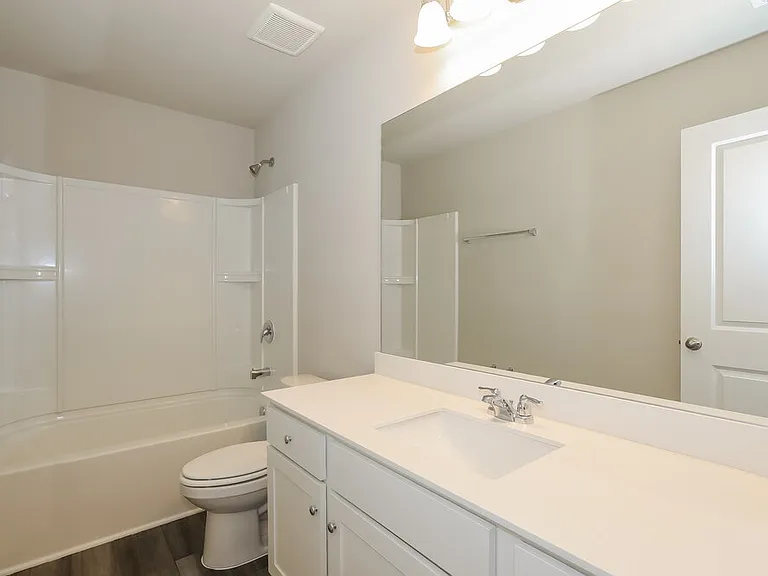 637 Knightsbridge Ln — Photo 18
