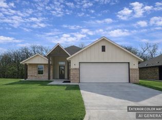 125 Firethorn Way, Noble, OK 73068