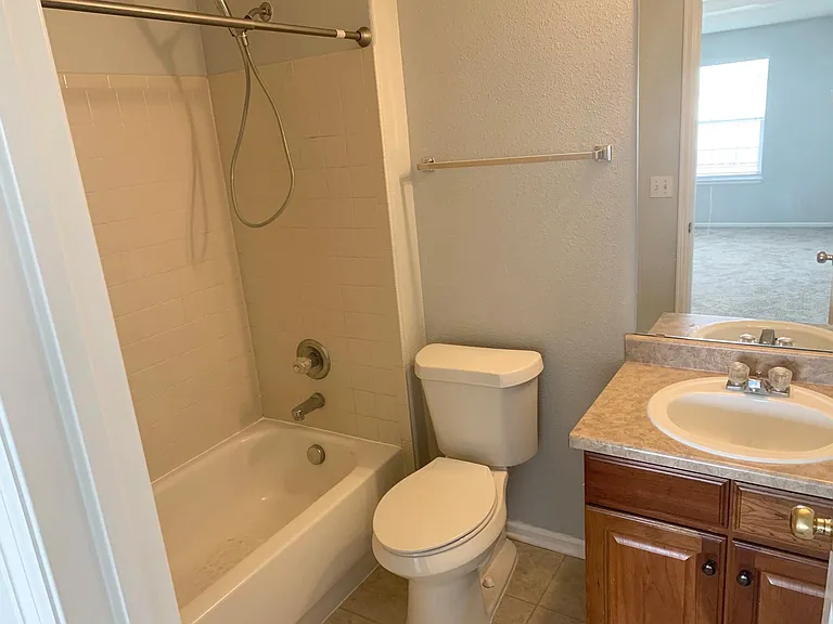 9277 Melborne Ct — Photo 22