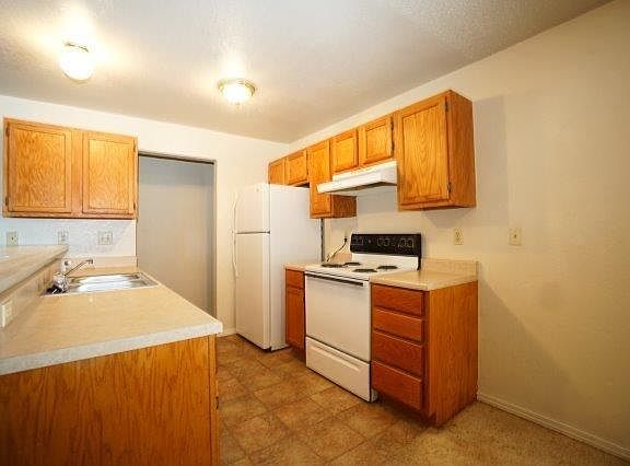 4th image of 2728 SE 89th Ter