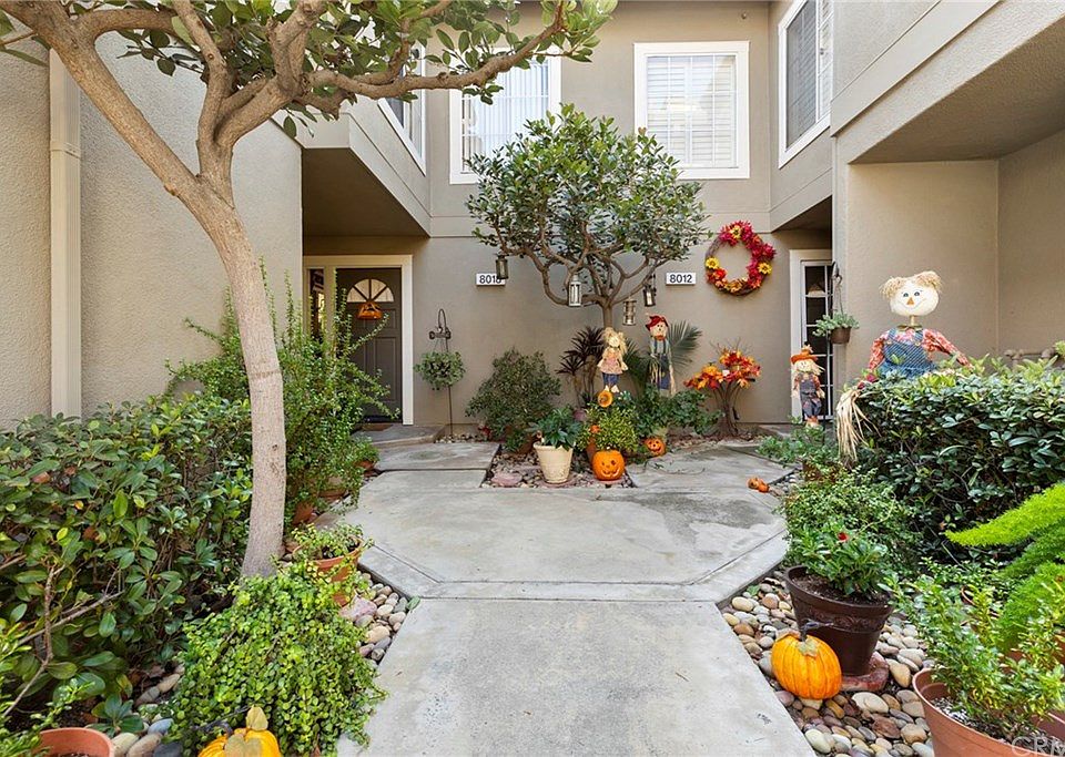 1st image of 8018 E Snowberry Ln
