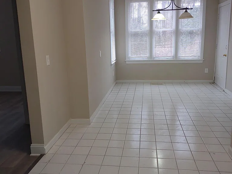 3204 Hickory Rd — Photo 8