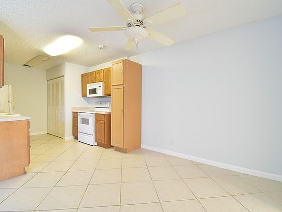 4th image of 3292 Americo Drive
