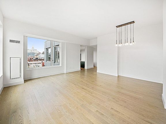 3rd image of 510 E 14th St APT 620