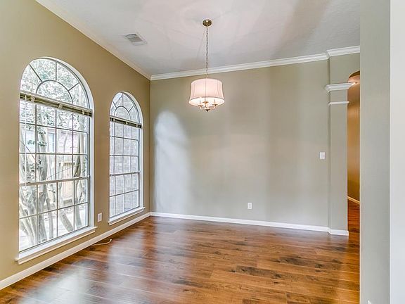 4th image of 5323 Willow Knoll Ct