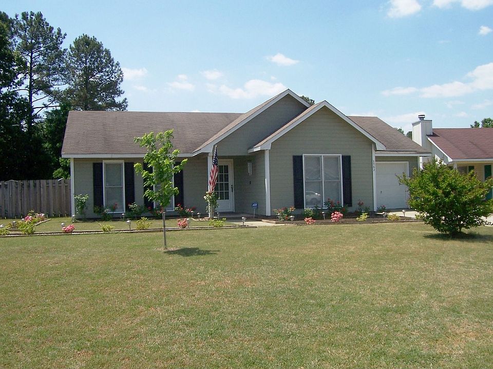 1st image of 2562 Sourwood Dr