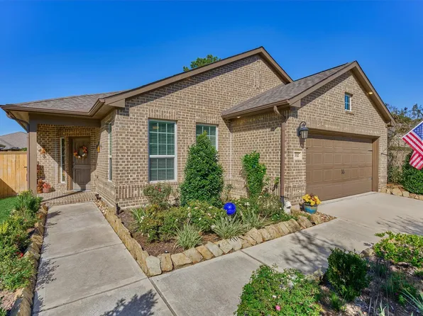 332 N Arrowhead Lane, Montgomery, TX 77316