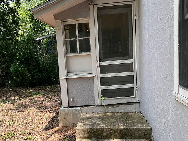 1016 Mead St — Photo 11
