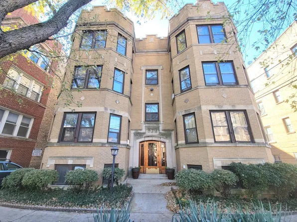 1613 W Farwell Ave #302, Chicago, IL 60626