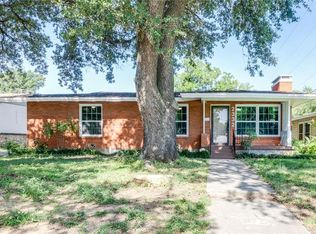 2332 Grandview Dr, Fort Worth, TX 76112