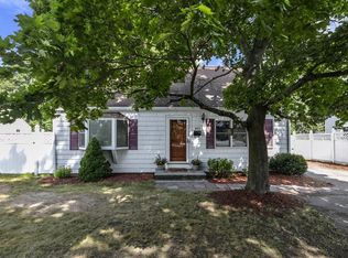 443 Bedford St, Lexington, MA 02420