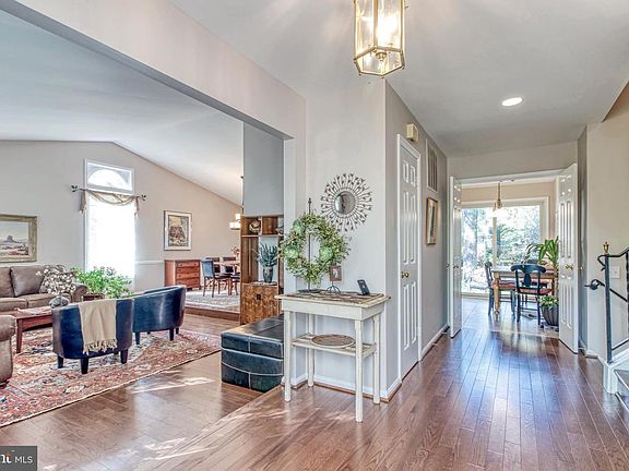 4th image of 20505 Highland Hall Dr