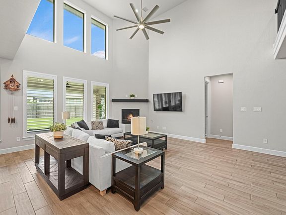 4th image of 7302 Buckeye Brush Boulevard