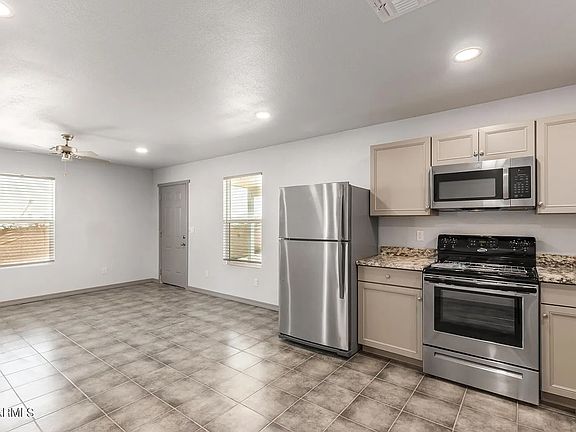 4th image of 4410 S 12th Dr #1