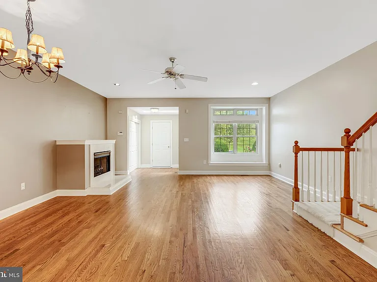 103 Whispering Brooke Dr #103 — Photo 9