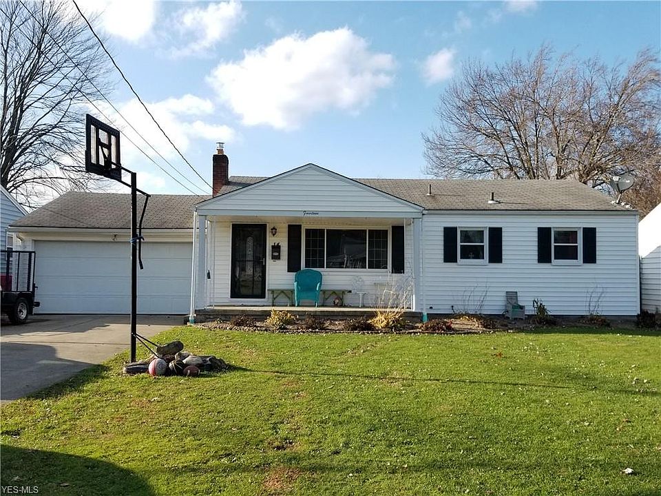 1st image of 14 Cathy Way