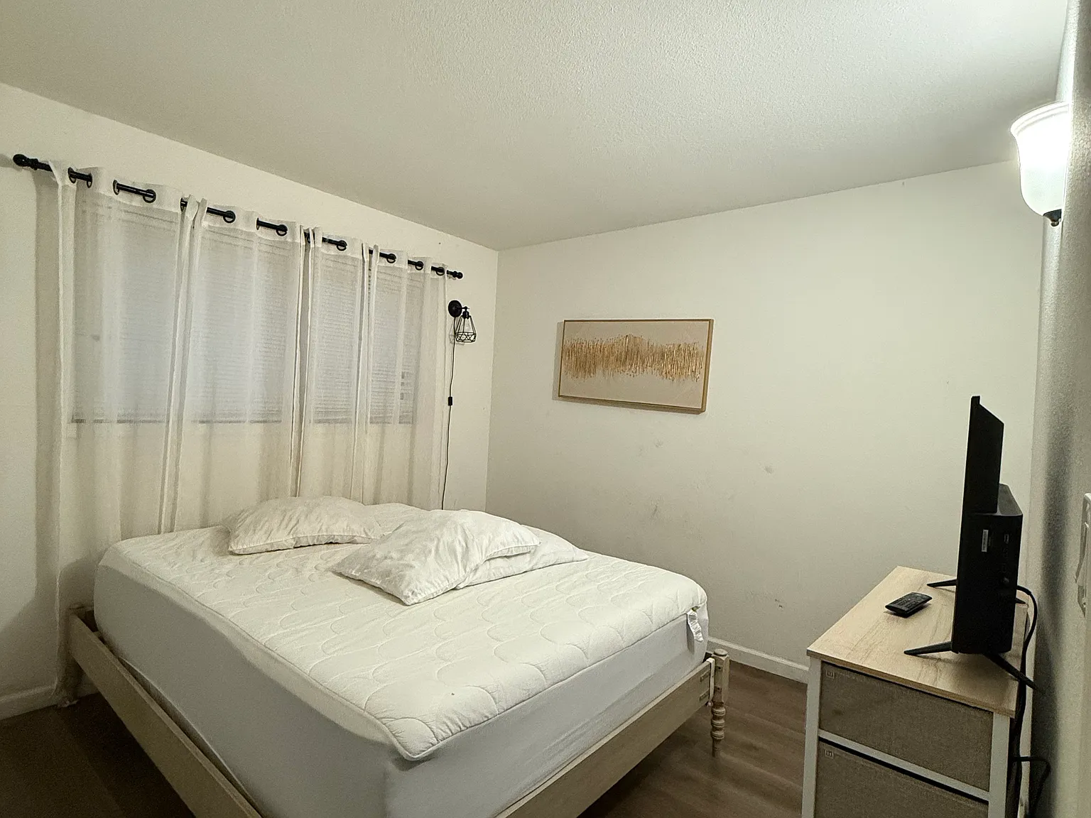 101 Starr Ave — Photo 2
