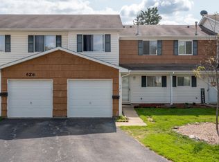 526 Alton Ct, Carol Stream, IL