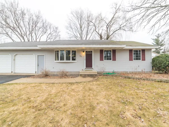 232 Galaxy Dr, Circle Pines, MN 55014