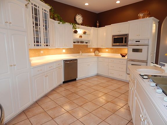 4th image of 24635 W Manor Dr