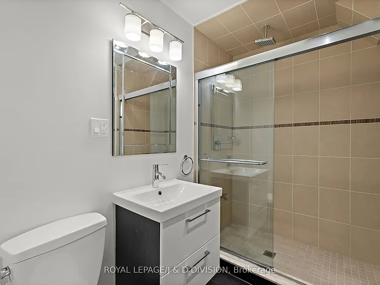 102 Earl Pl — Photo 38