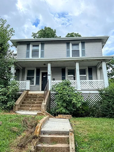 320 Kenyon St Photo 1