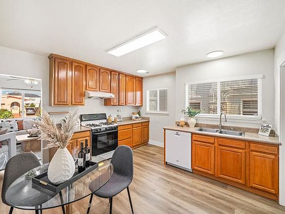 4th image of 159 Garcia Ave