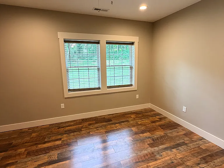 522 Brandon Rd — Photo 21