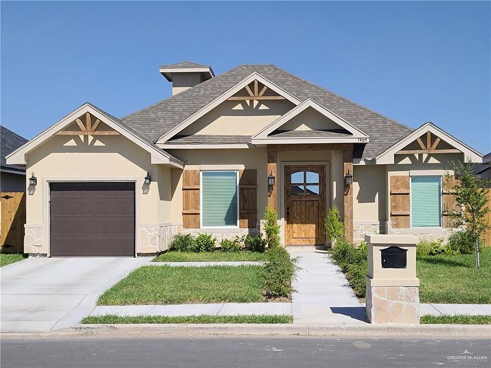 2nd image of 1909 Stardust Ln
