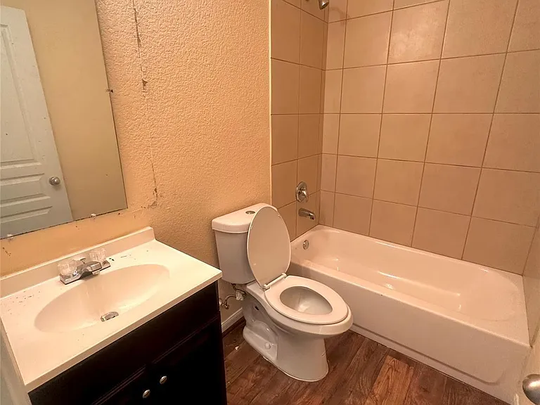 8704 San Rocco St — Photo 12