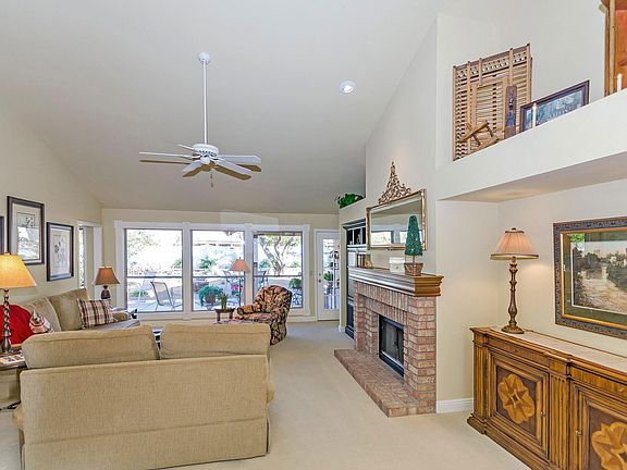 4th image of 3930 E Wildwood Dr
