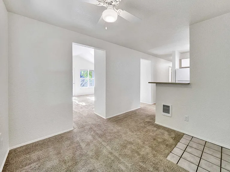 Hampton Ridge Apartments — Photo 27