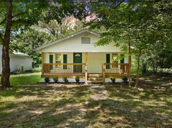 2112 Cumberland Rd, Bessemer, AL 35022